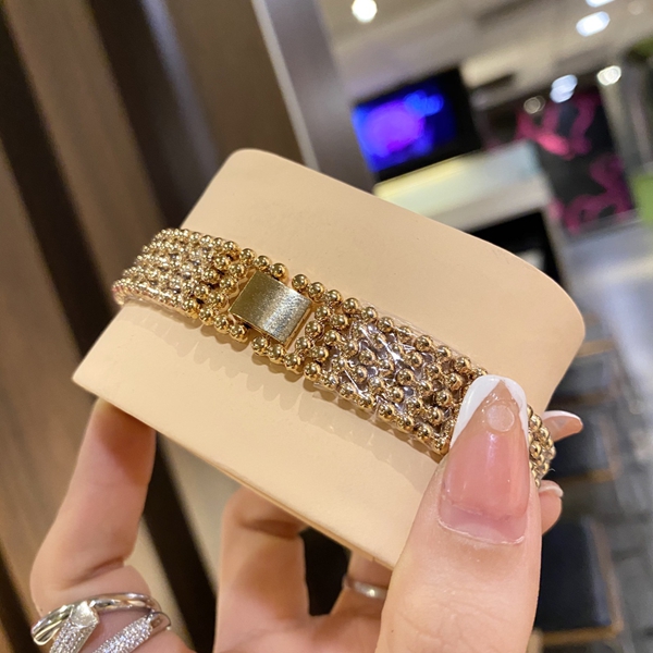 ブランド時計着用イメージ